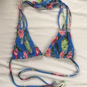 Floral bikini top, size M